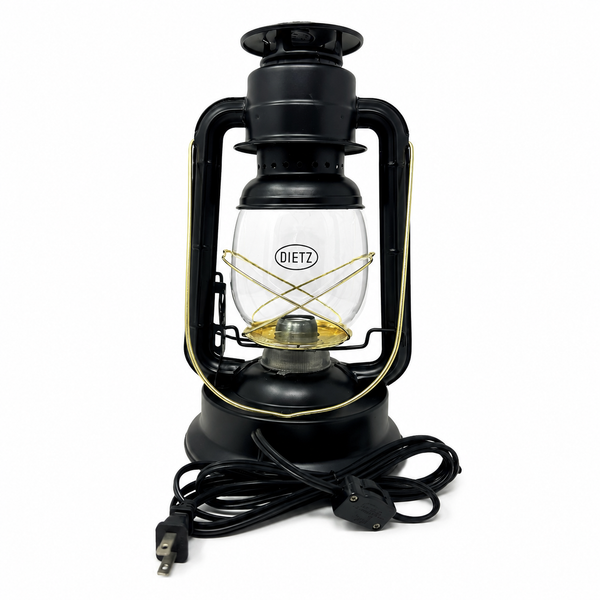 Classic Oil Camping Lantern with Replacement Wick